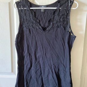 H&M Black Lace Sleeveless Top L